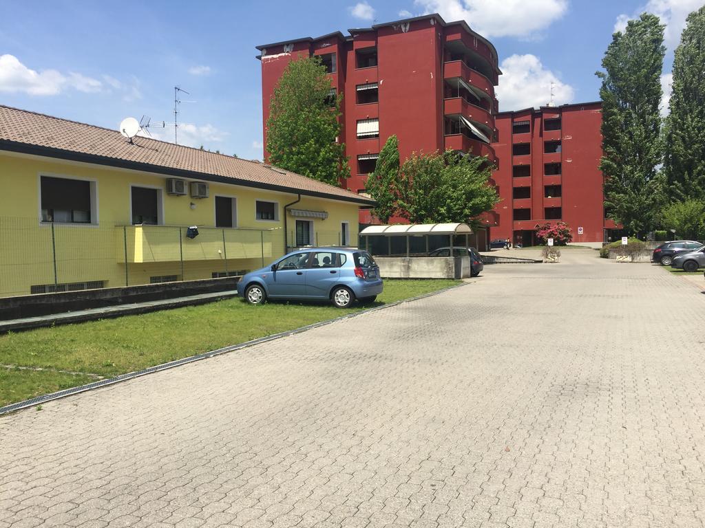 Bnbook Bilo Malpensa Gallarate Kültér fotó